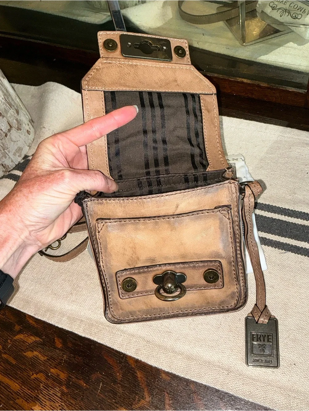NWT RARE Frye Leather Cameron Mini Crossbody Bag Tan Brown MSRP $288